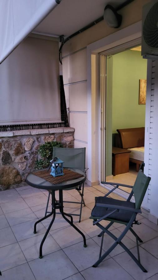 M&M Airport Stop Garden Apartment Spáta 外观 照片